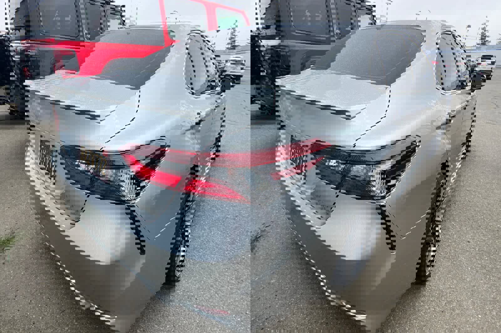 Used 2021 Toyota Camry SE image 2