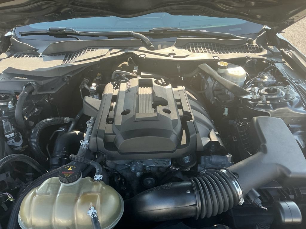 Used 2018 Ford Mustang Premium RWD image 25