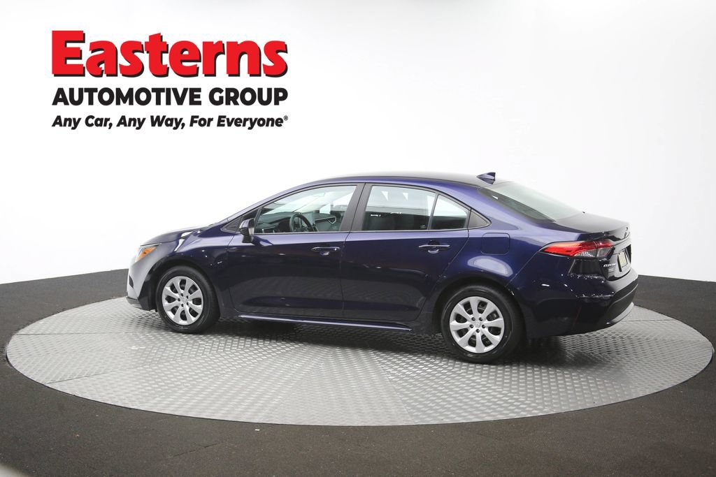 Used 2021 Toyota Corolla LE FWD image 61