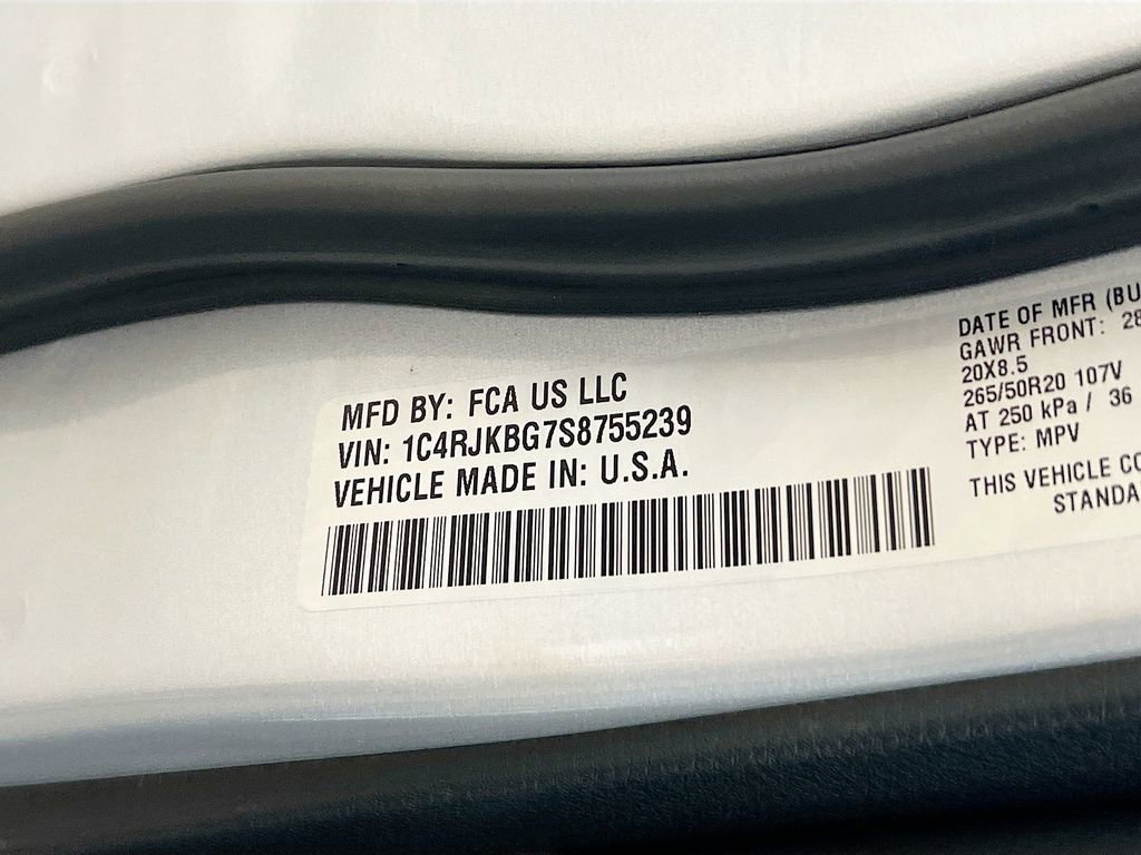 New 2025 Jeep Grand Cherokee L Limited w/ Black Appearance Package image 21