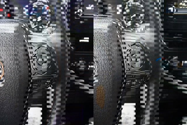 Used 2023 Toyota Camry SE image 22