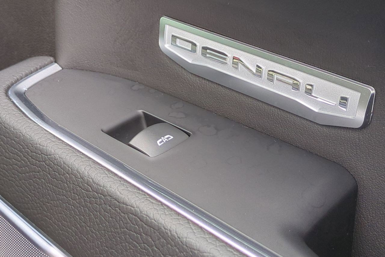 Used 2024 GMC Sierra 1500 Denali w/ Denali Reserve Package AWD/4WD image 41