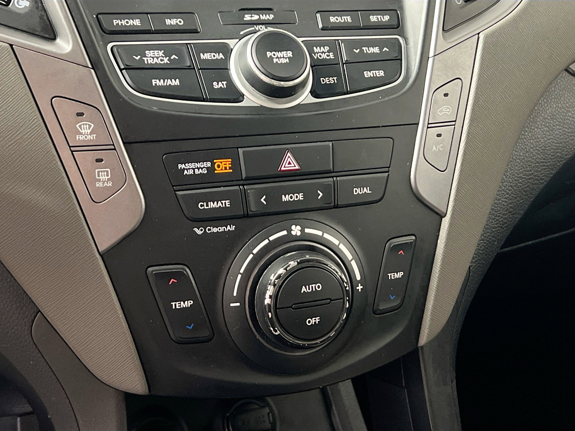 Used 2013 Hyundai Santa Fe Sport 2.0T w/ Technology Pkg image 25