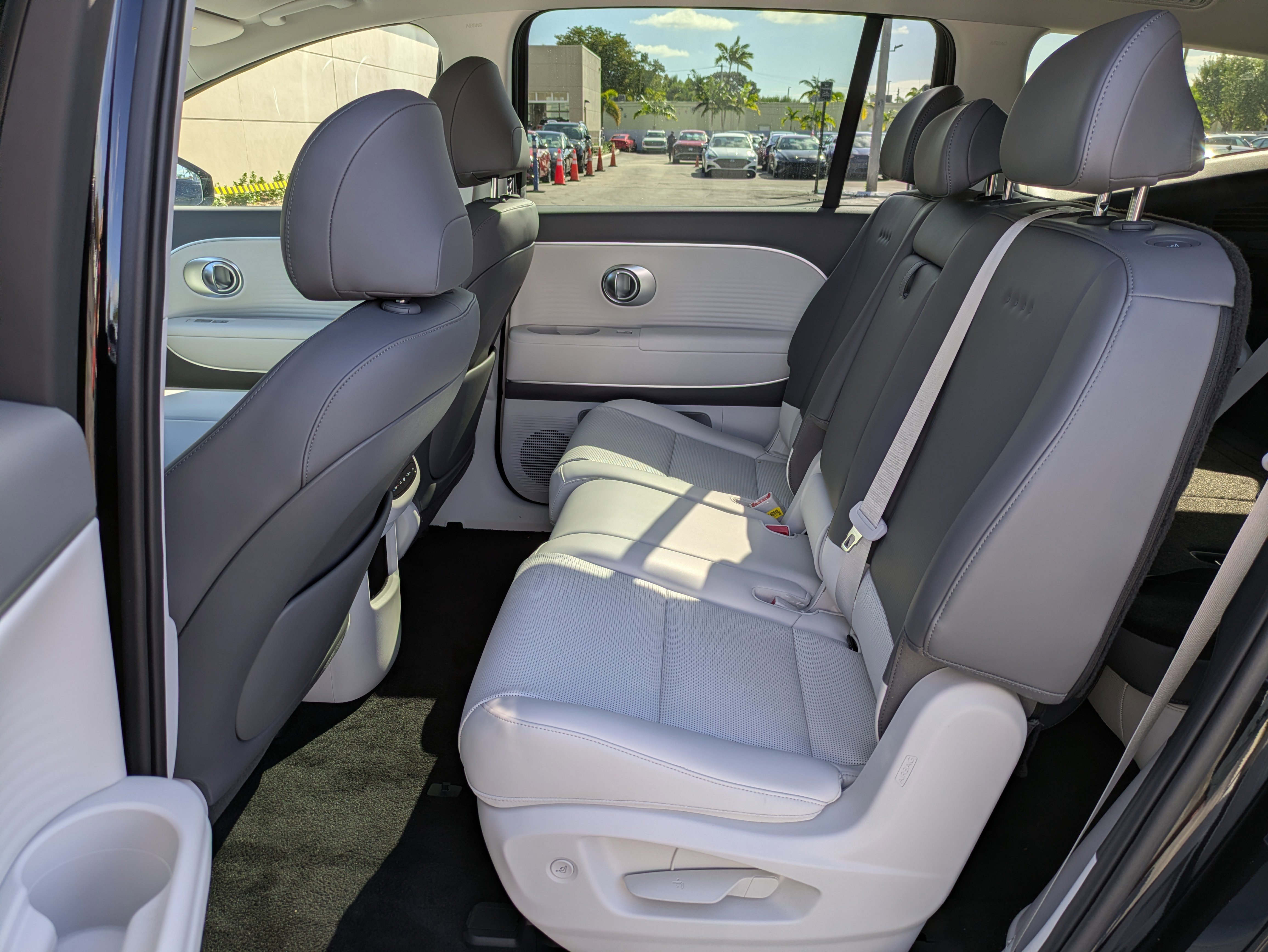 New 2026 Hyundai Ioniq 9 SEL image 16