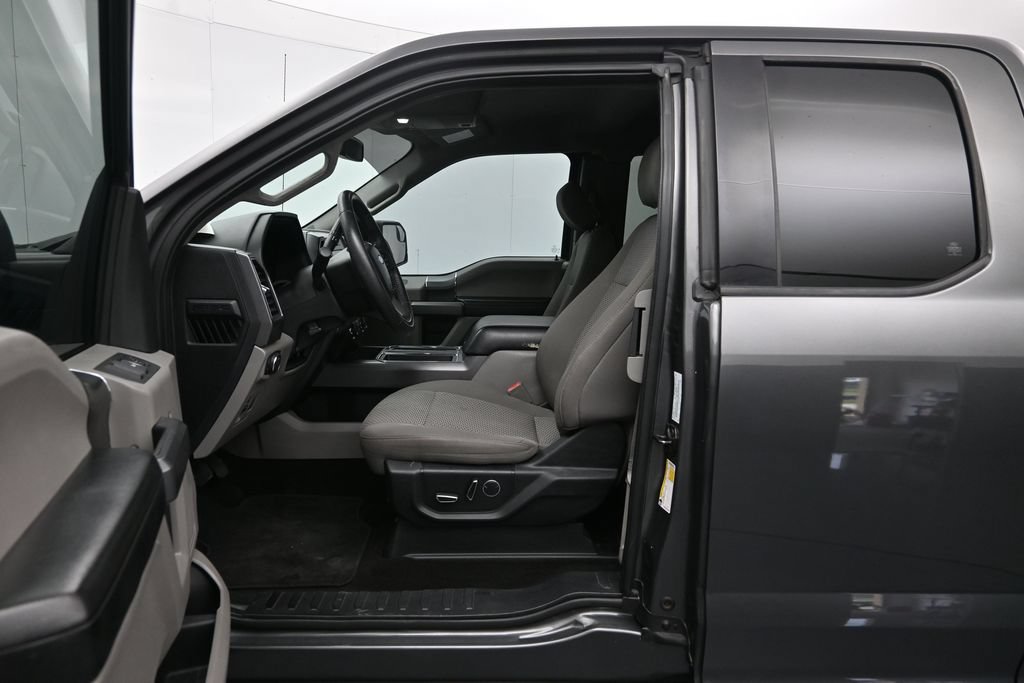 Used 2018 Ford F150 XLT w/ Equipment Group 302A Luxury RWD image 21