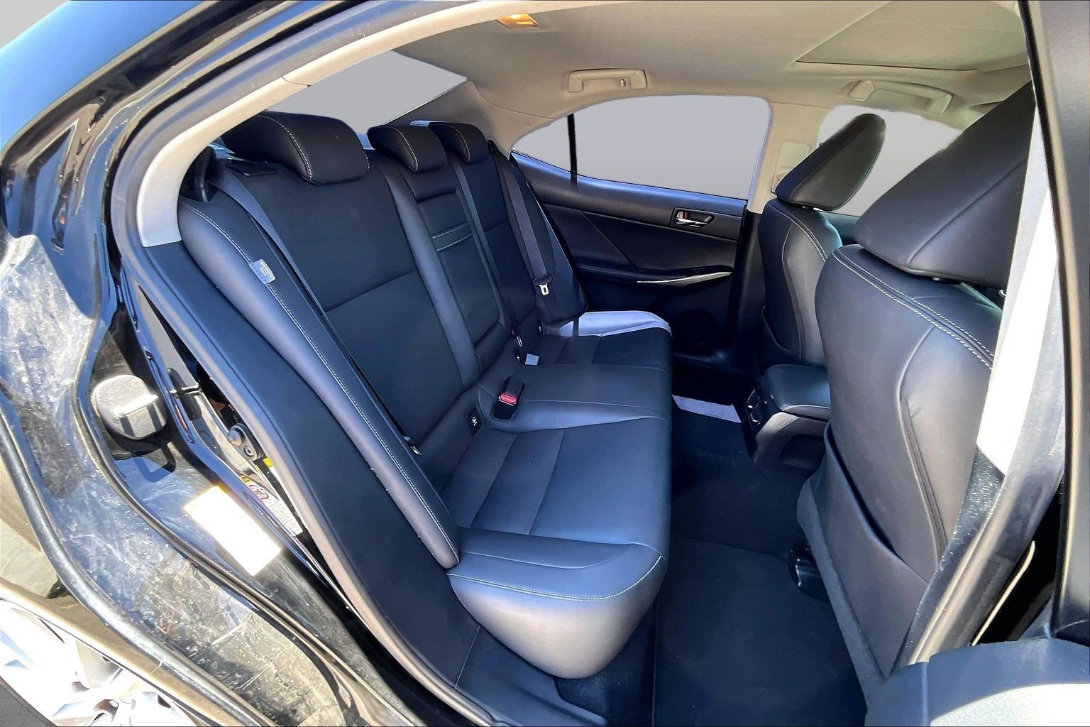 Used 2016 Lexus IS 300 AWD image 26