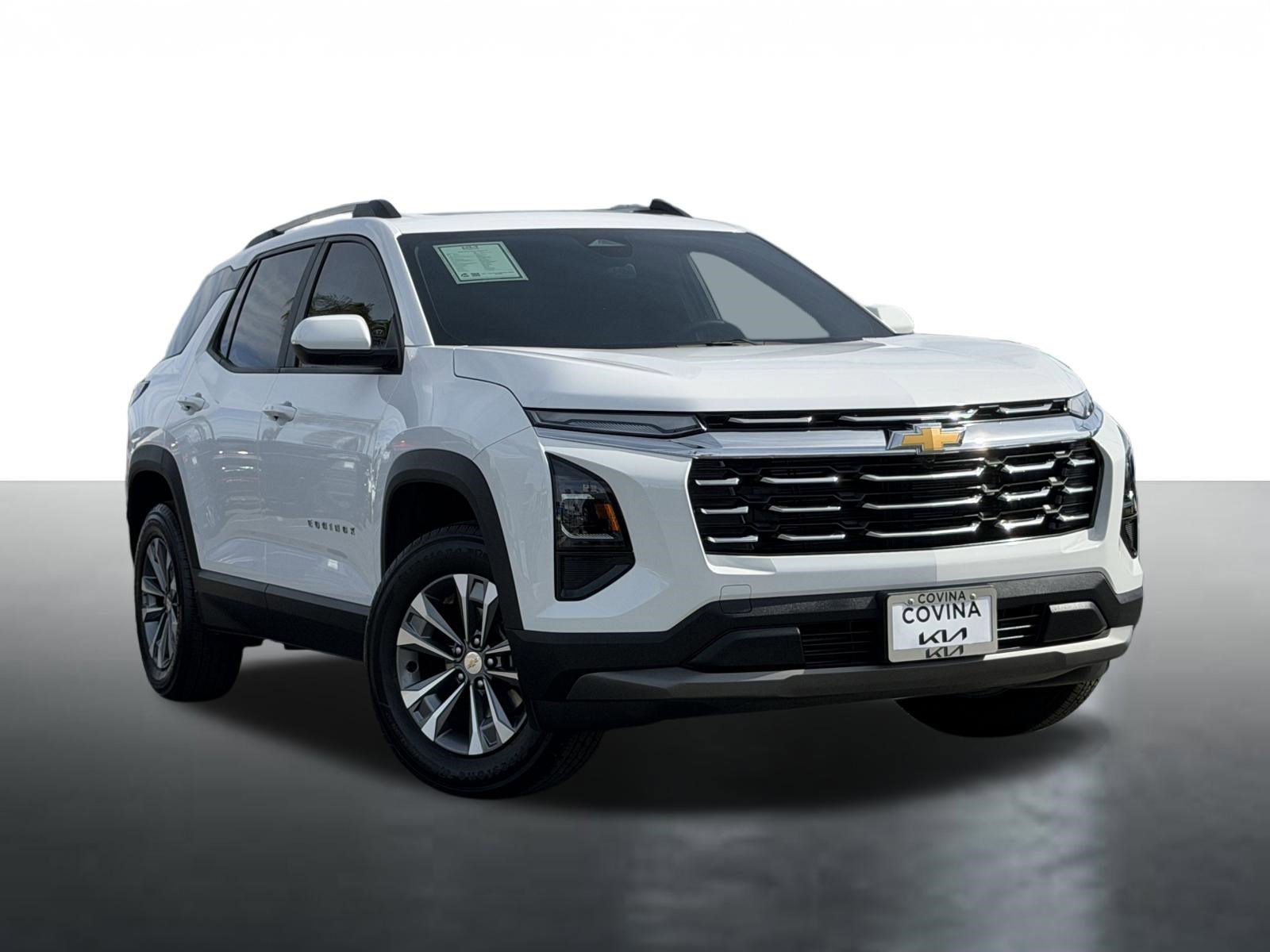 Used 2025 Chevrolet Equinox LT image 1