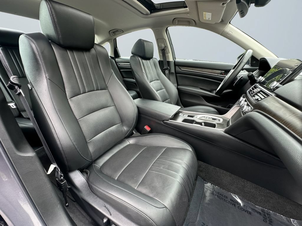 Used 2021 Honda Accord Touring image 15