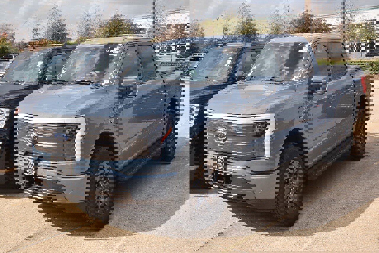 Certified 2023 Ford F150 Lightning Lariat image 1