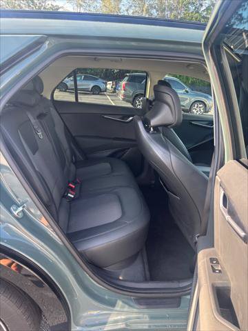 Used 2023 Kia Niro Wind w/ Wind Preserve Package FWD image 14