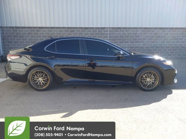 Used 2023 Toyota Camry SE w/ Cold Weather Package image 2