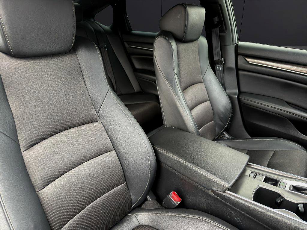 Used 2019 Honda Accord Sport image 13