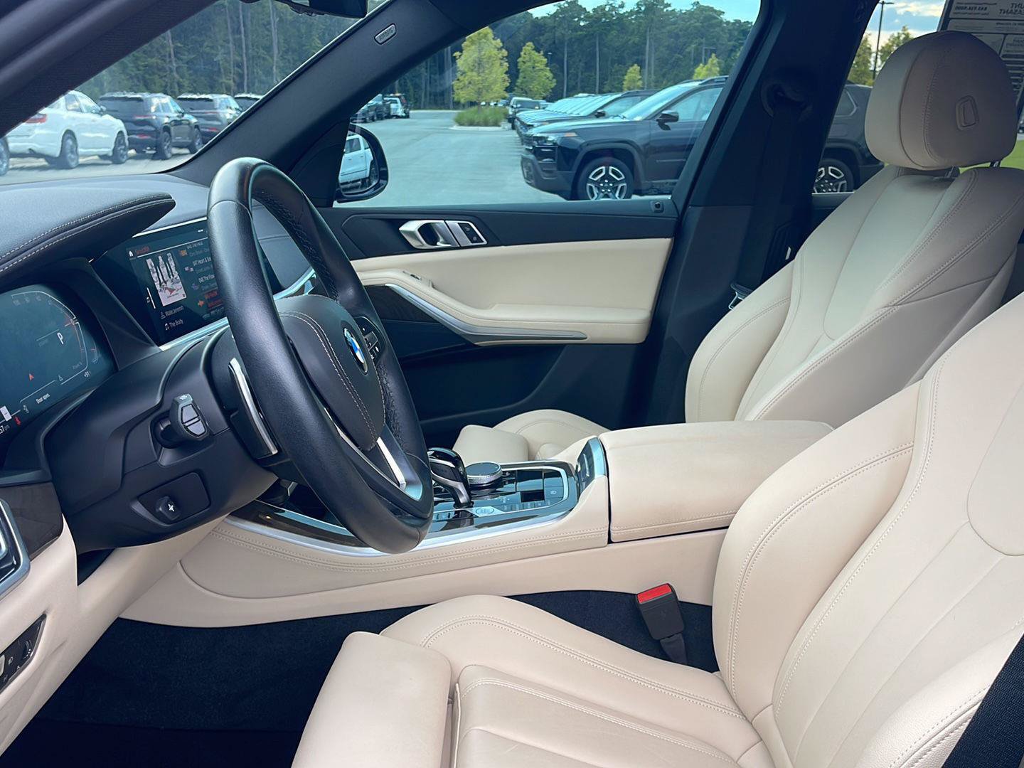 Used 2022 BMW X5 xDrive40i w/ Premium Package AWD/4WD image 18