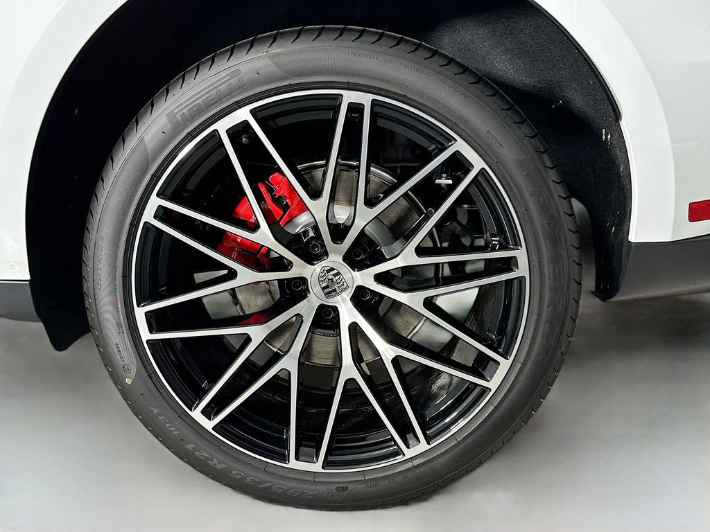 New 2026 Porsche Macan S image 33