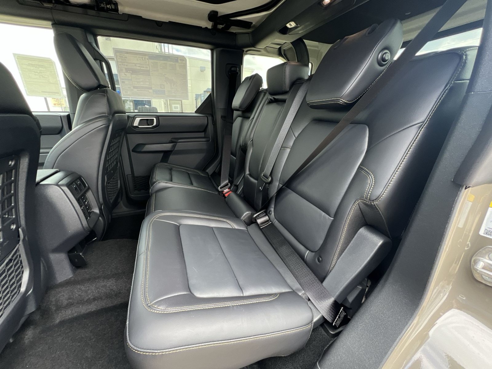 New 2026 Ford Bronco Badlands AWD/4WD image 47