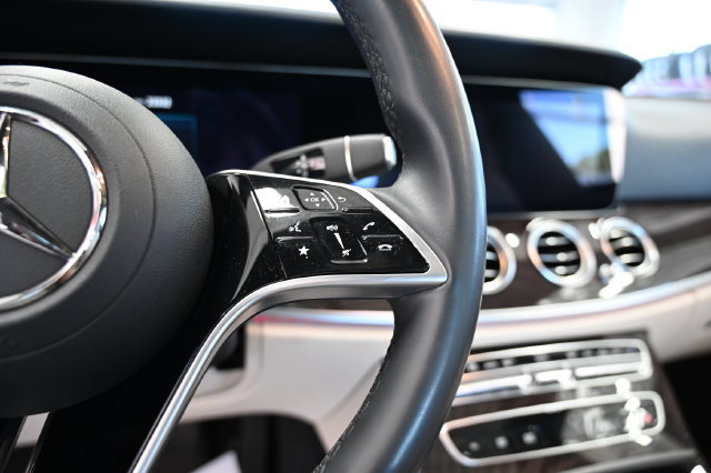 Used 2021 Mercedes-Benz E 350 4MATIC Sedan image 25