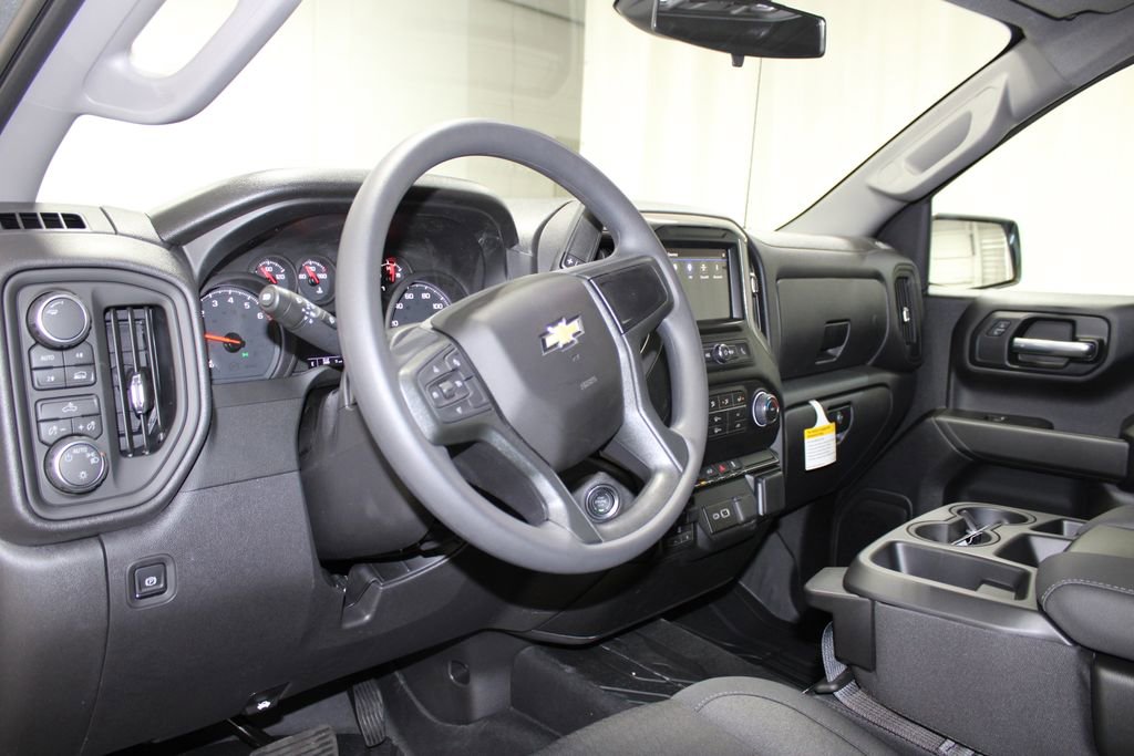 New 2026 Chevrolet Silverado 1500 Custom w/ Turbomax Blackout Package image 21