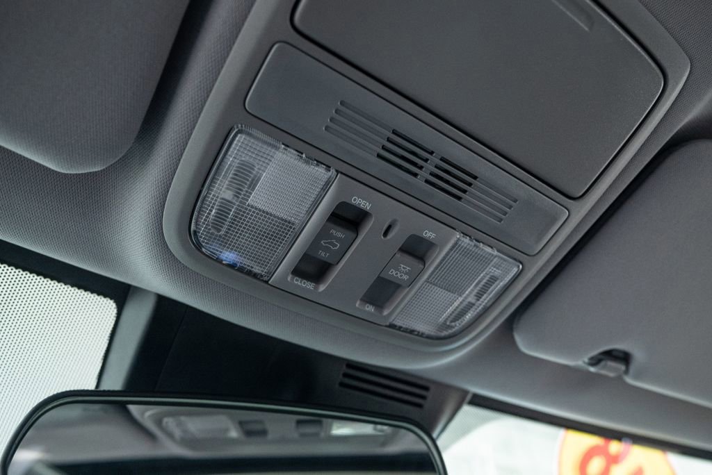 Used 2018 Honda CR-V EX image 32