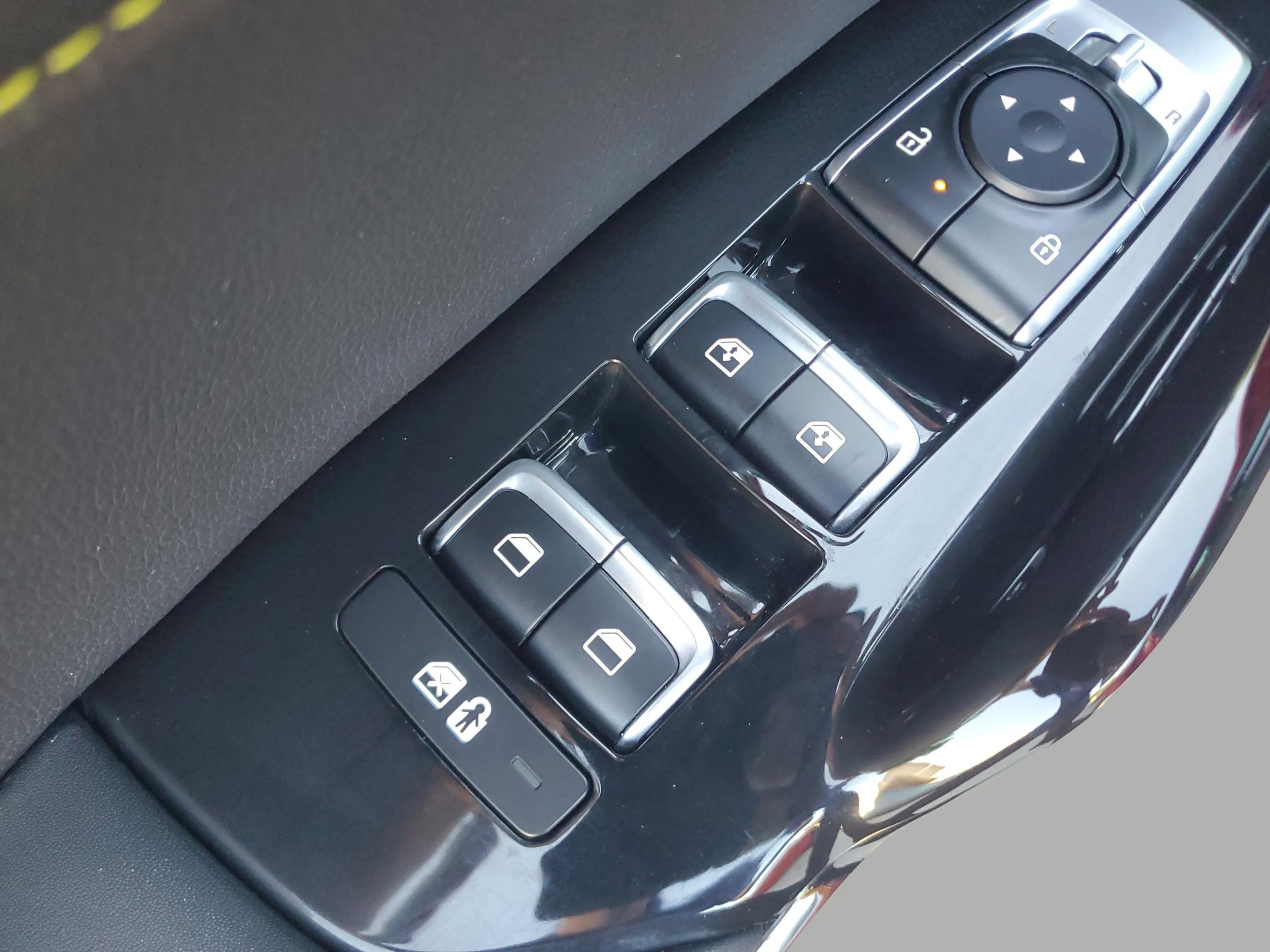 Certified 2025 Kia K5 GT image 19