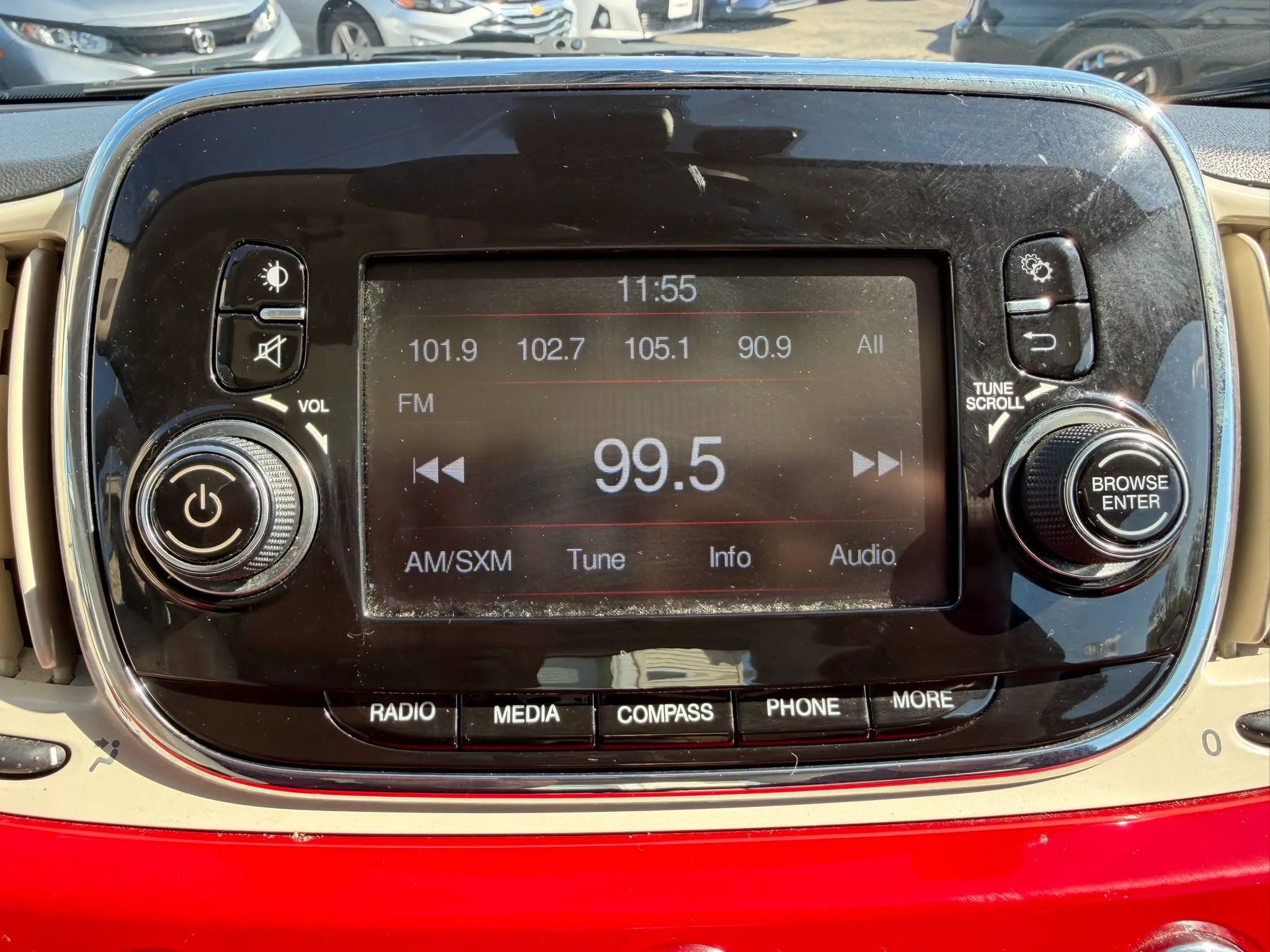 Used 2017 FIAT 500 Lounge image 36