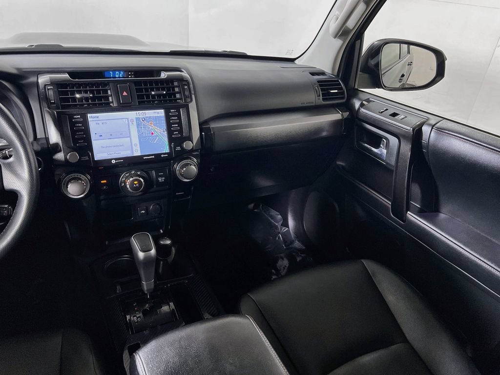Certified 2022 Toyota 4Runner TRD Off-Road Premium AWD/4WD image 20