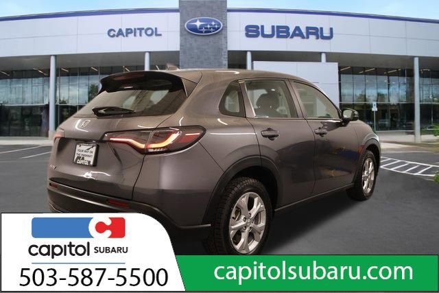 Used 2023 Honda HR-V LX image 3