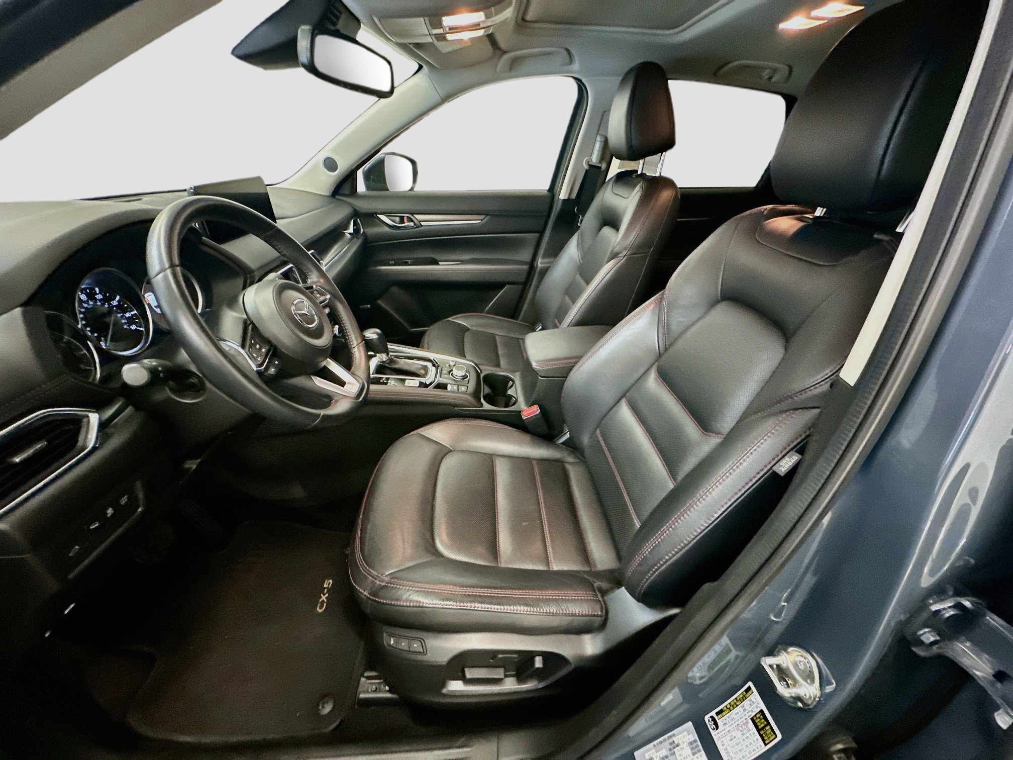 Used 2025 MAZDA CX-5 Carbon Edition AWD/4WD image 13