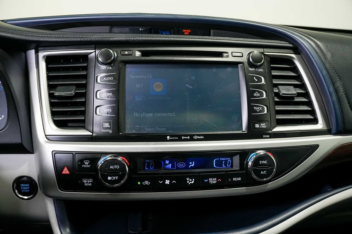Used 2016 Toyota Highlander Limited FWD image 22