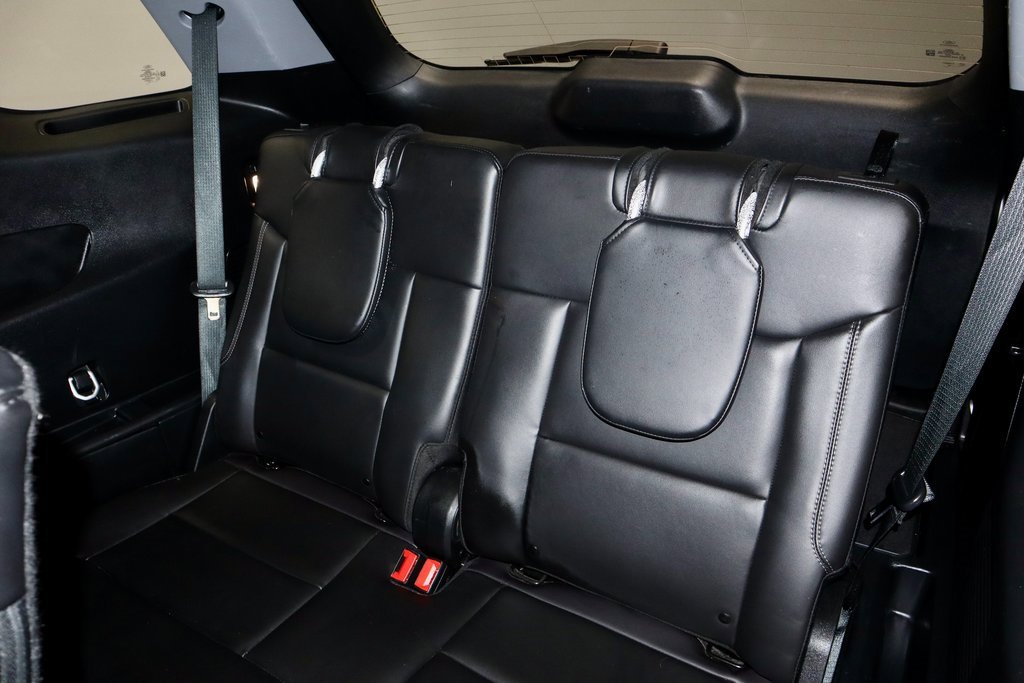 Certified 2024 Ford Explorer XLT w/ Equipment Group 202A image 23