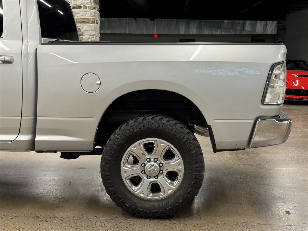 Used 2015 RAM 2500 Tradesman w/ Chrome Appearance Group AWD/4WD image 8