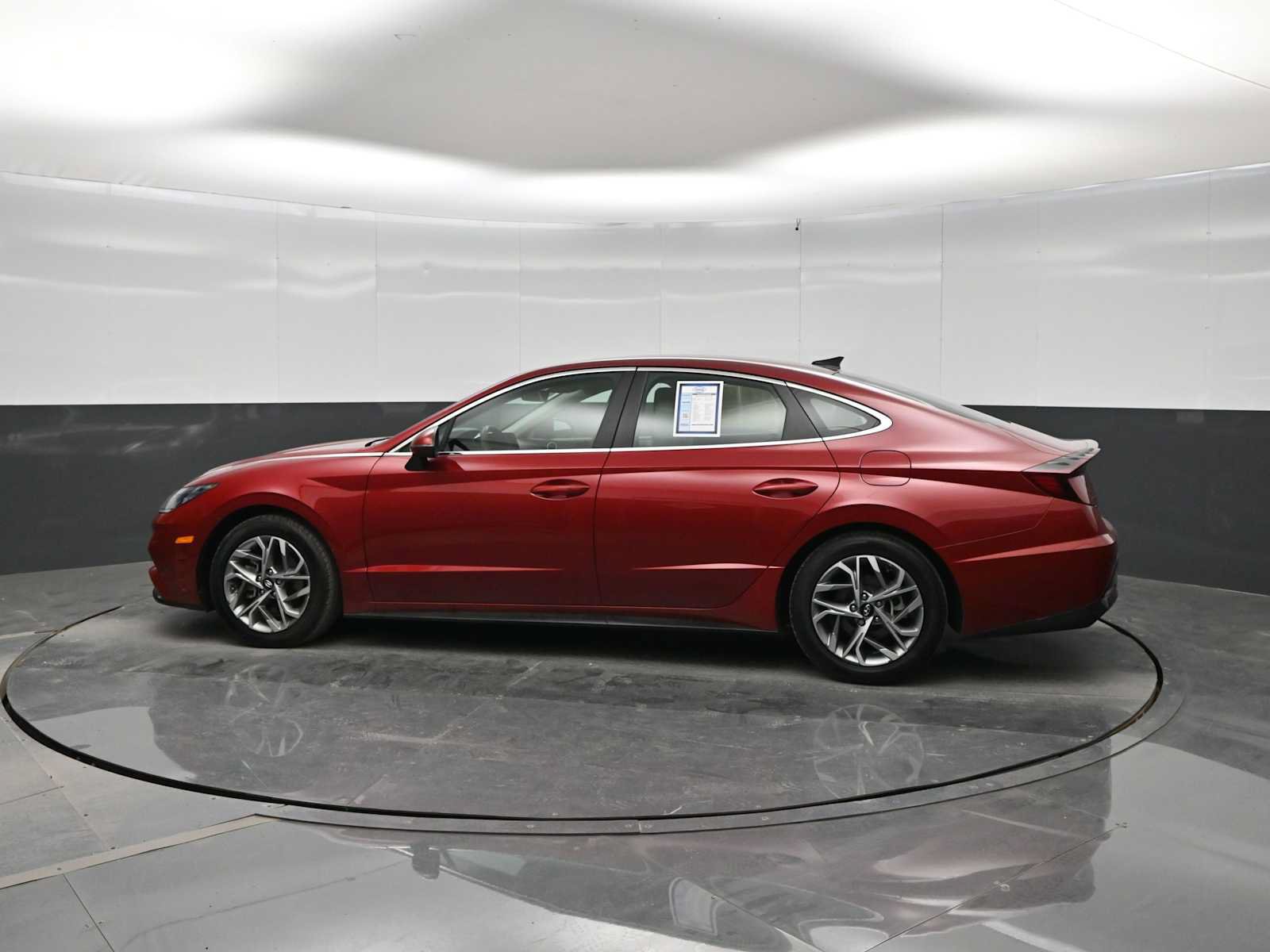Used 2023 Hyundai Sonata SEL FWD image 5