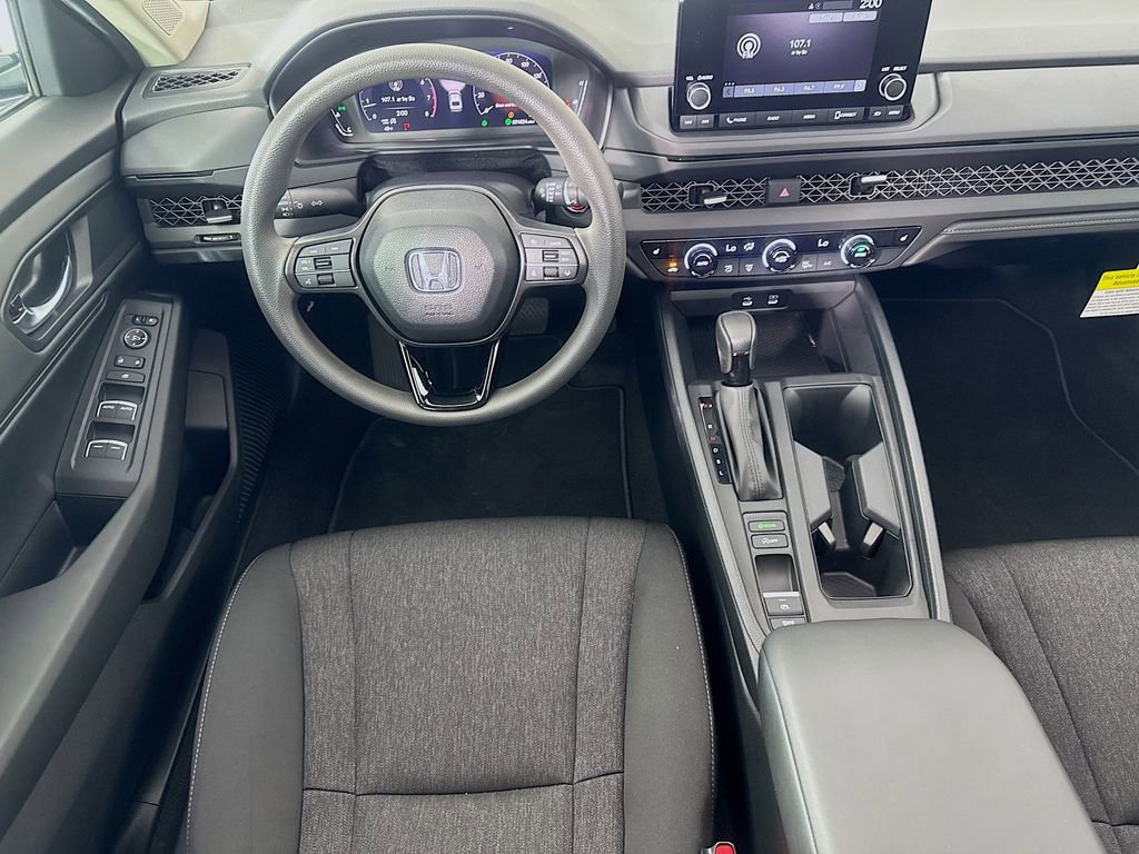 Certified 2025 Honda Accord SE image 27