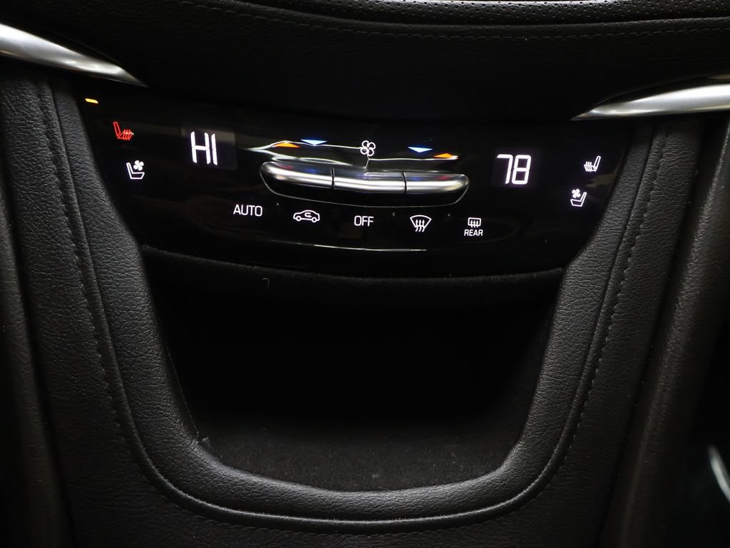 Used 2019 Cadillac XT5 Premium Luxury AWD/4WD image 24