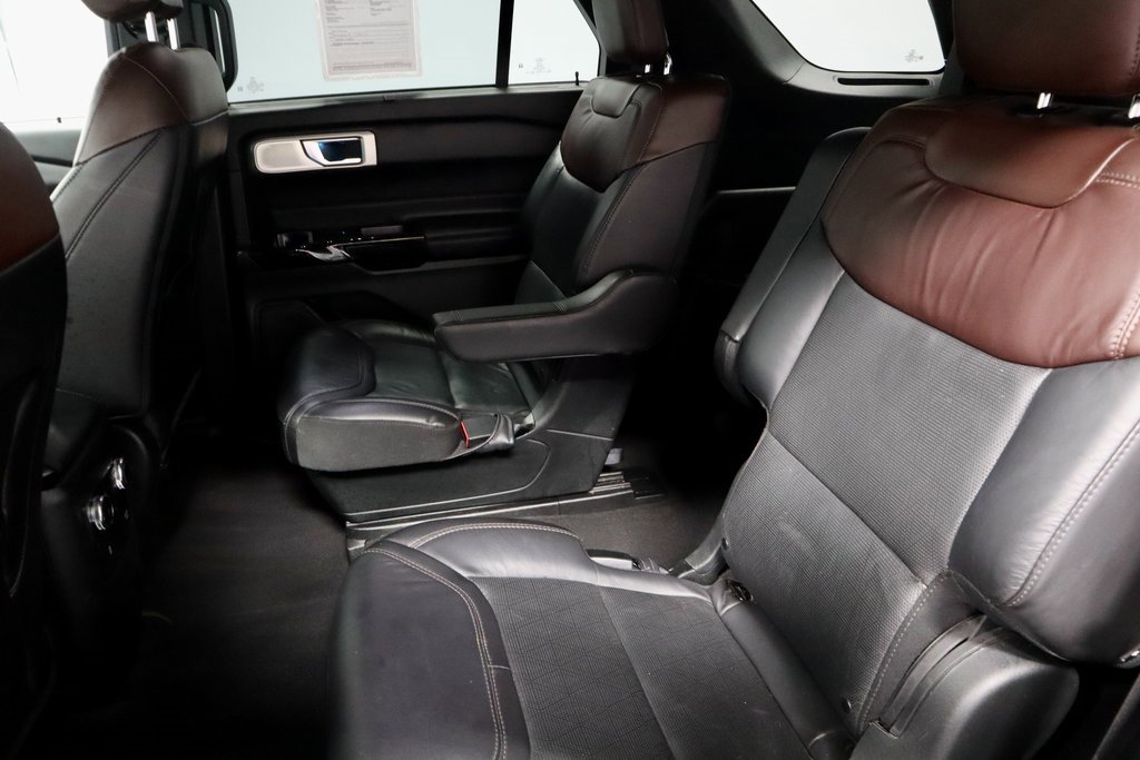Certified 2022 Ford Explorer Platinum w/ Technology Package image 27