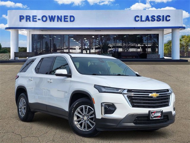 Used 2023 Chevrolet Traverse LT video 1