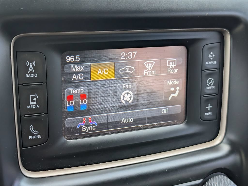 Used 2014 Jeep Grand Cherokee Laredo RWD image 18