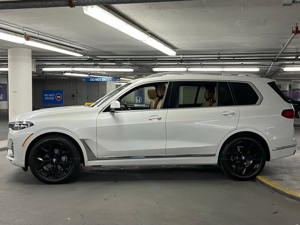 Used 2021 BMW X7 xDrive40i w/ Premium Package AWD/4WD image 34