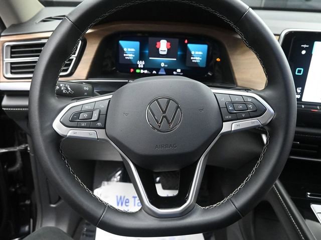 Used 2025 Volkswagen Atlas SE AWD/4WD image 31