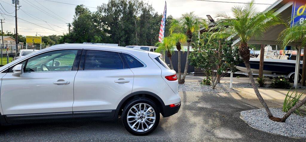 Used 2017 Lincoln MKC Reserve image 7