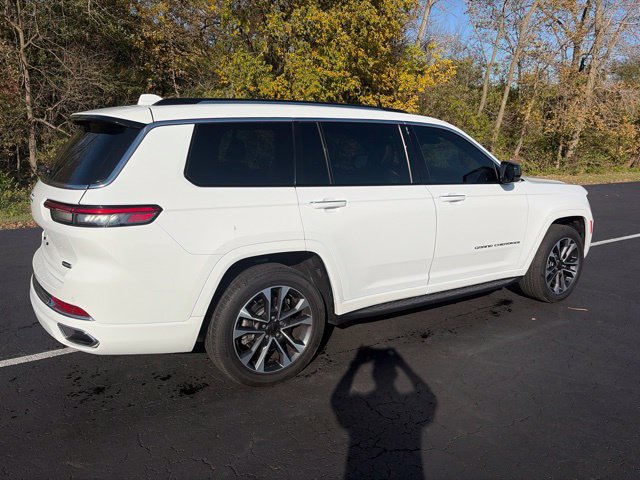 Used 2022 Jeep Grand Cherokee L Overland w/ Luxury Tech Group IV AWD/4WD image 10