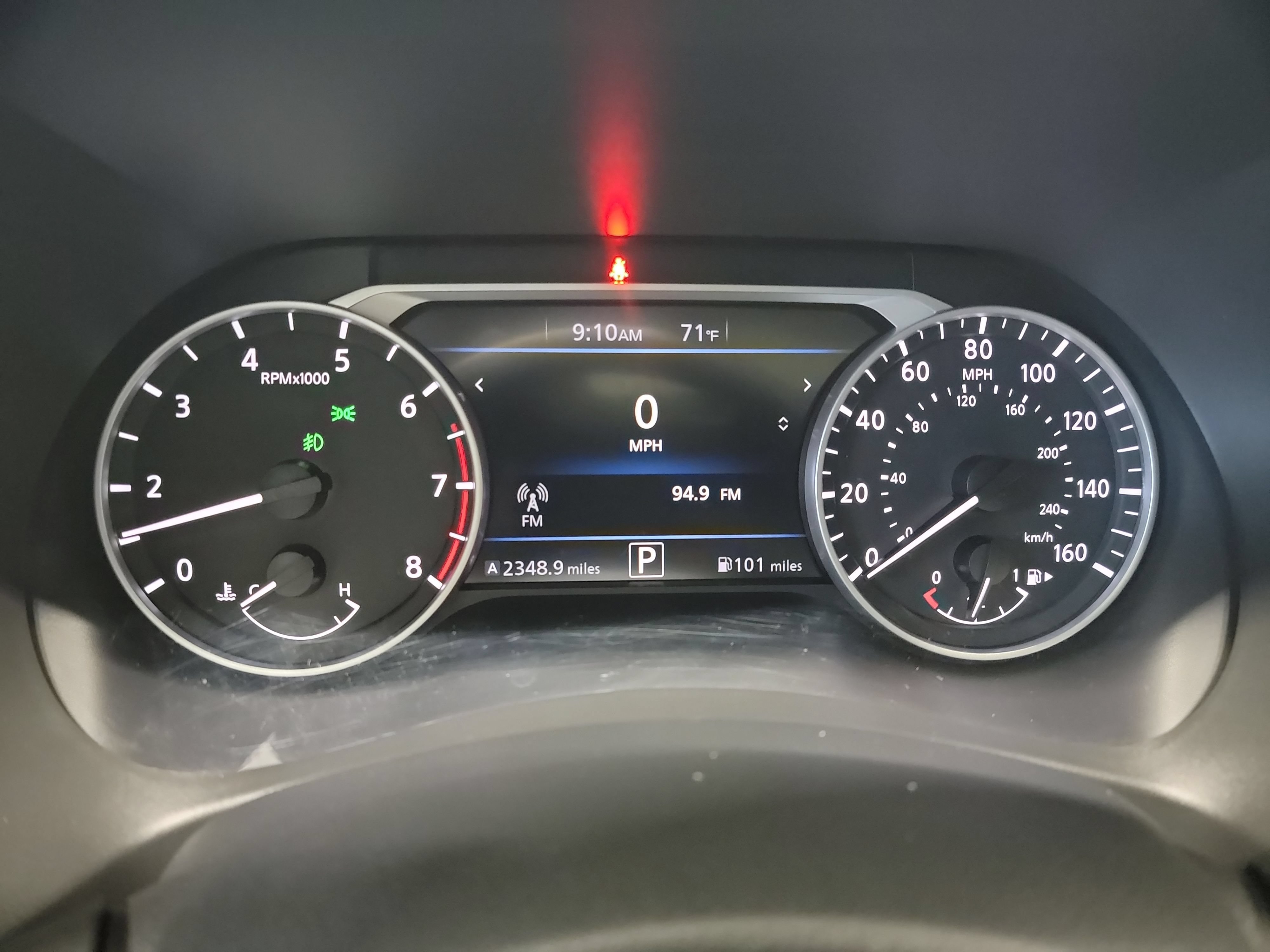 Used 2023 Nissan Sentra SR w/ SR Premium Package FWD image 18