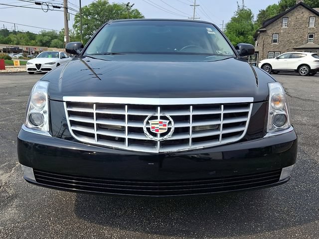 Used 2009 Cadillac DTS Limousine FWD image 2