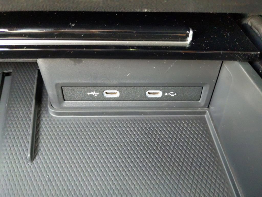 New 2025 Volkswagen Atlas Cross Sport SEL Premium R-Line image 34