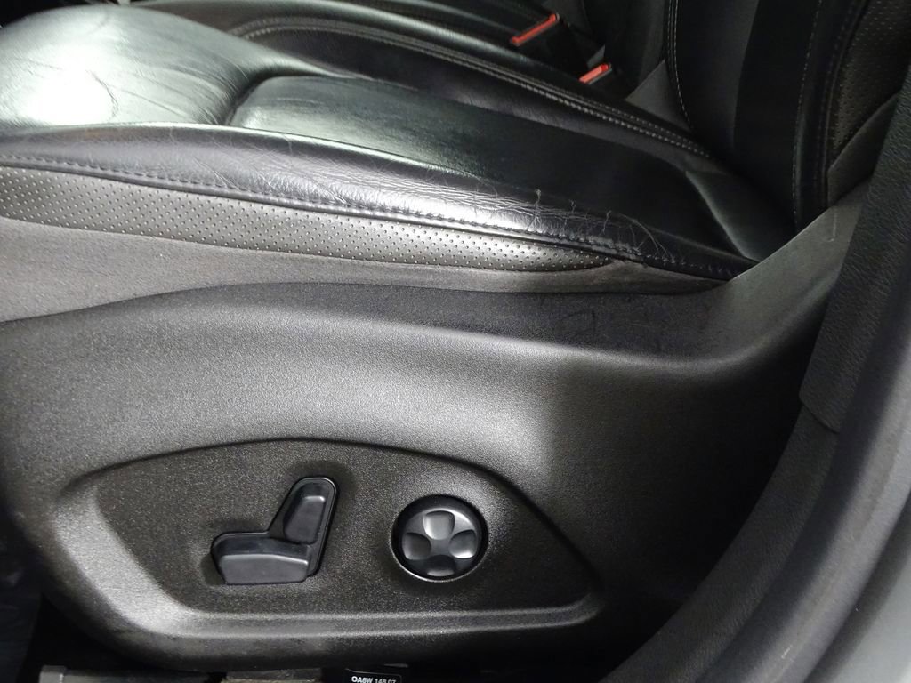 Used 2018 Jeep Renegade Limited image 19