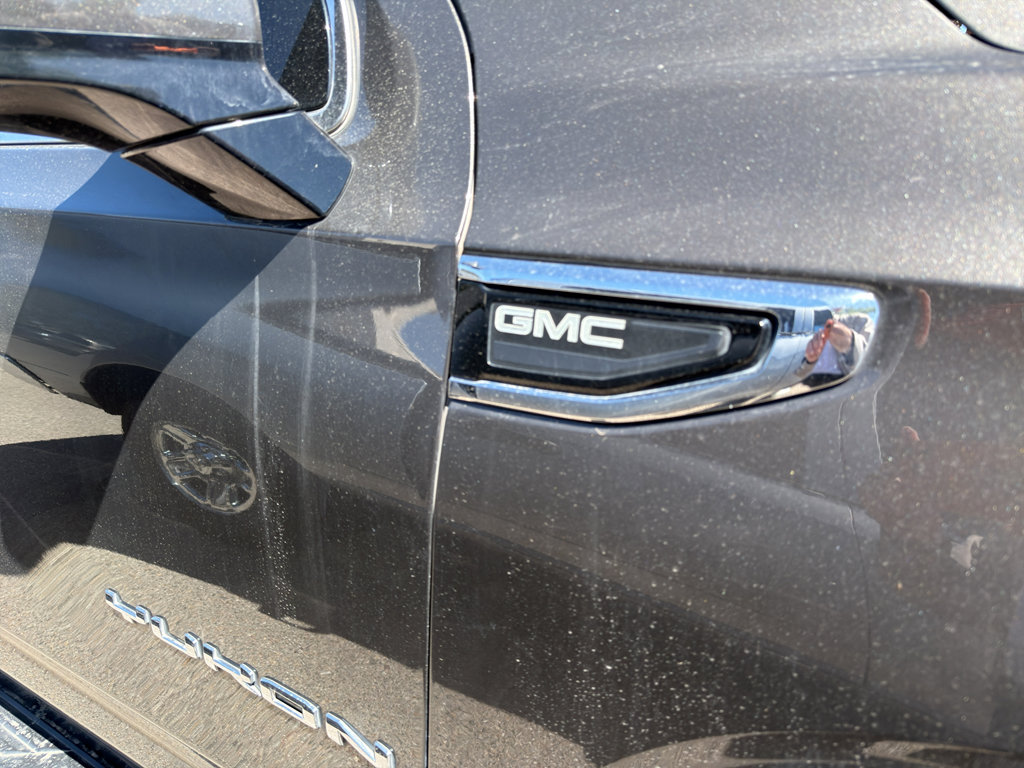 Used 2021 GMC Yukon SLE RWD image 5