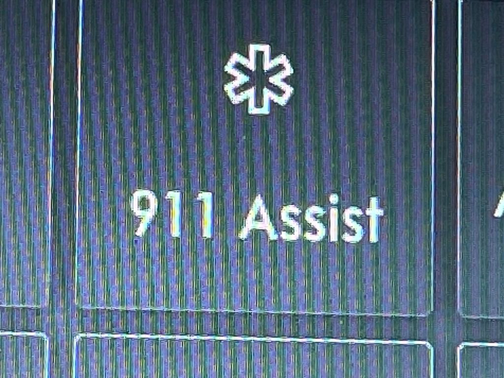 Certified 2022 Lincoln Corsair Reserve w/ Equipment Group 201A image 31