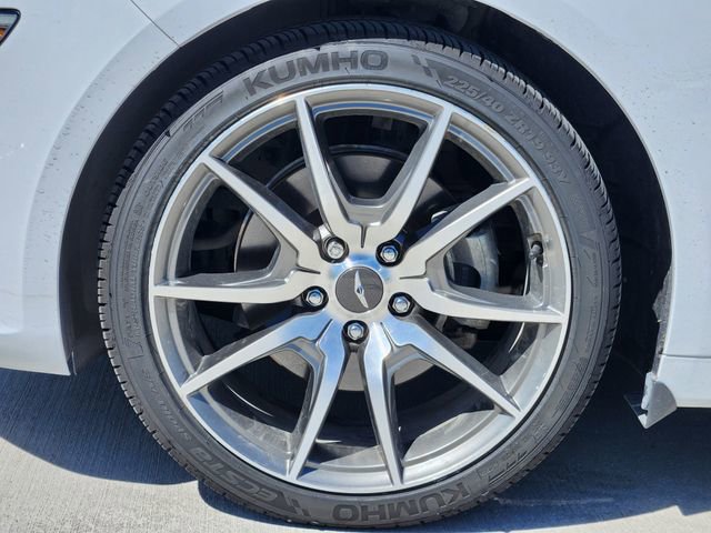 Used 2023 Genesis G70 2.0T image 7