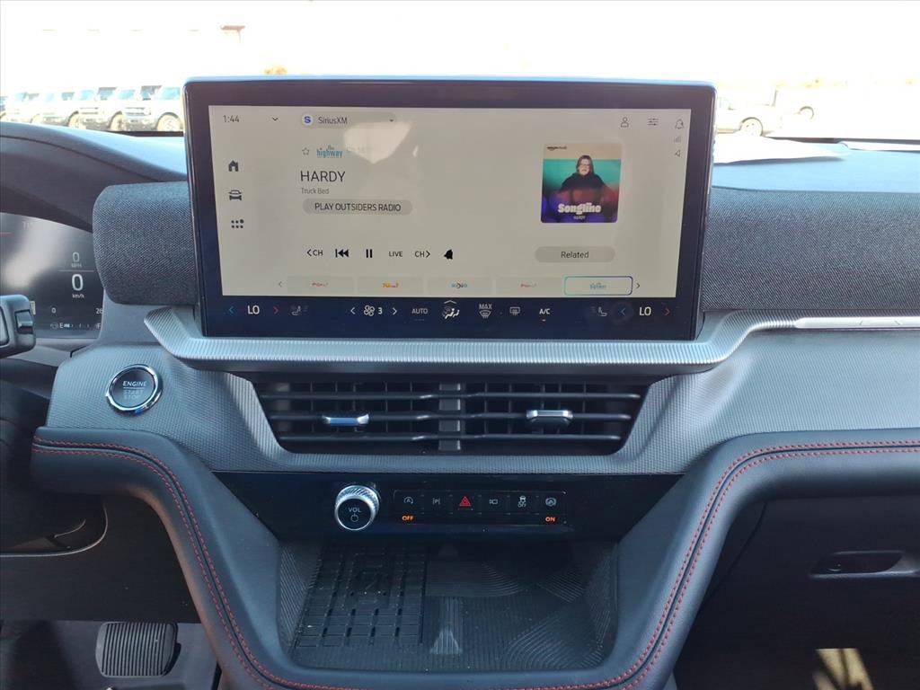 Used 2025 Ford Explorer ST-Line w/ Premium Package image 11