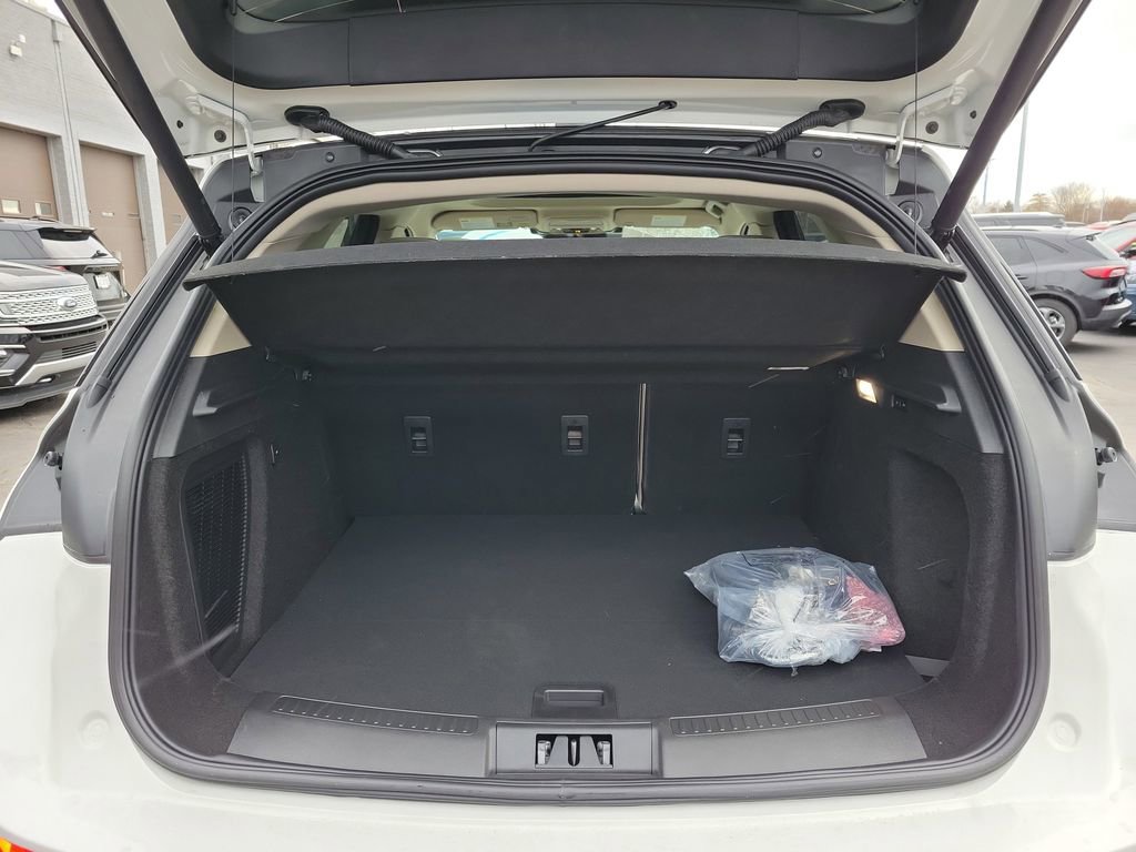 New 2026 Lincoln Corsair Grand Touring image 10