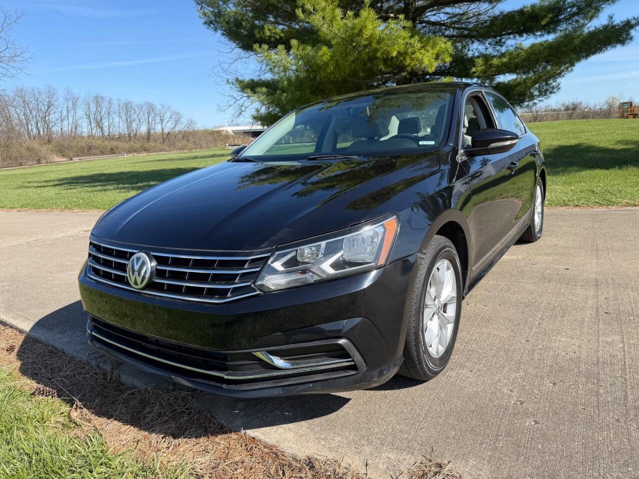 Used 2017 Volkswagen Passat 1.8T S